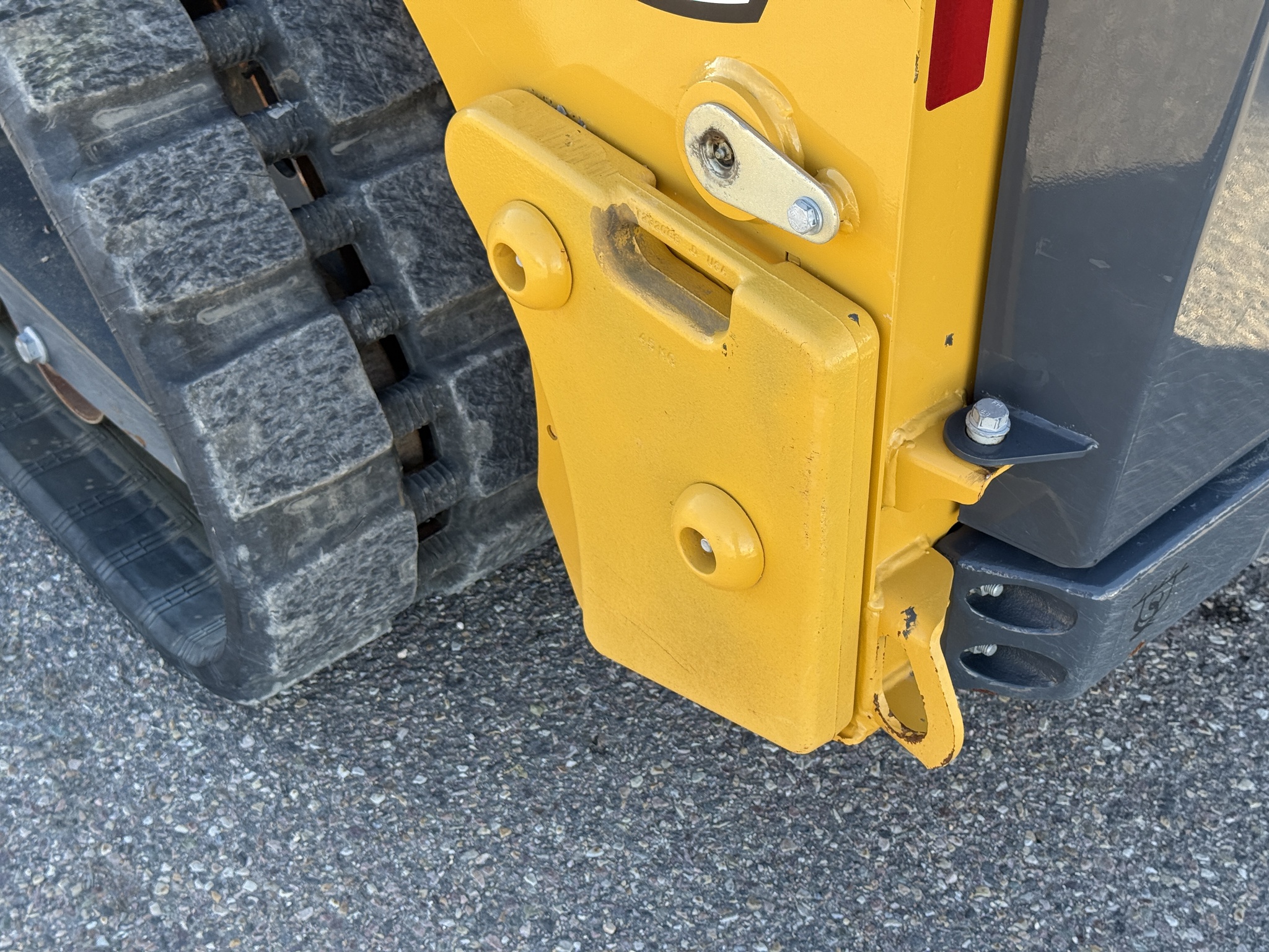 2023 John Deere 317G Image 25