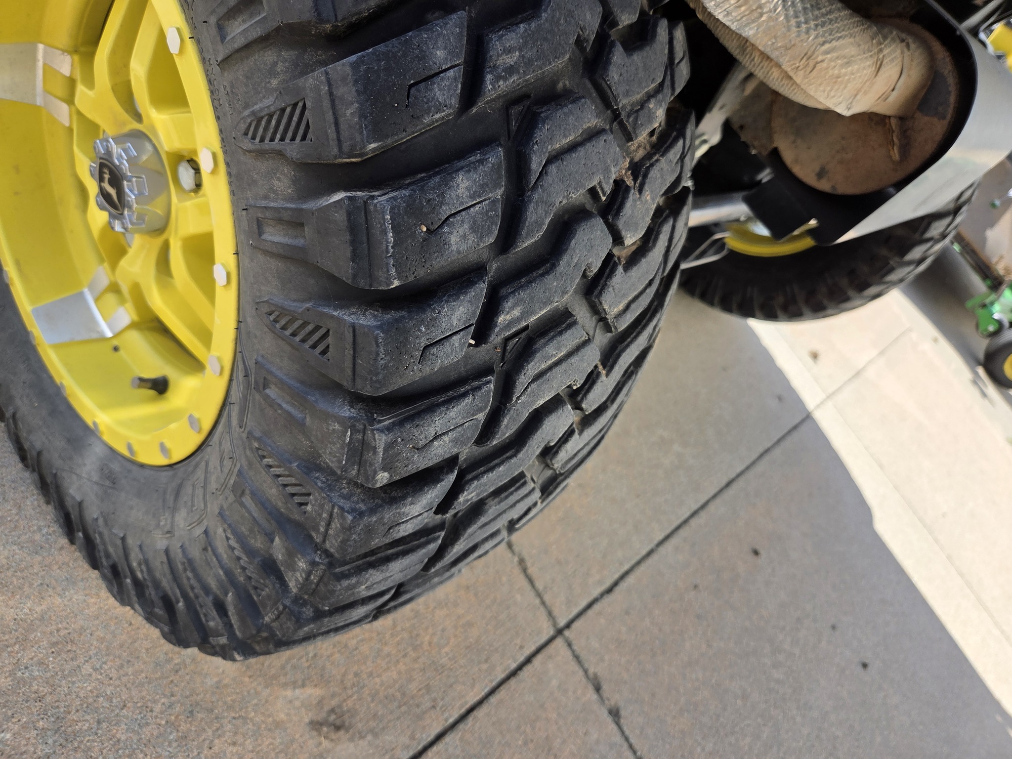 2023 John Deere XUV 835R Image 11