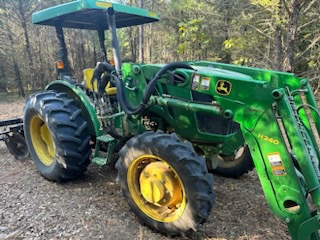 2016 John Deere 5055E Photo 4