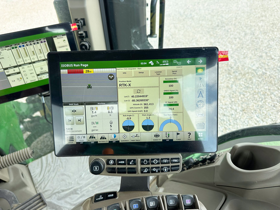 2024 John-Deere 8R 370