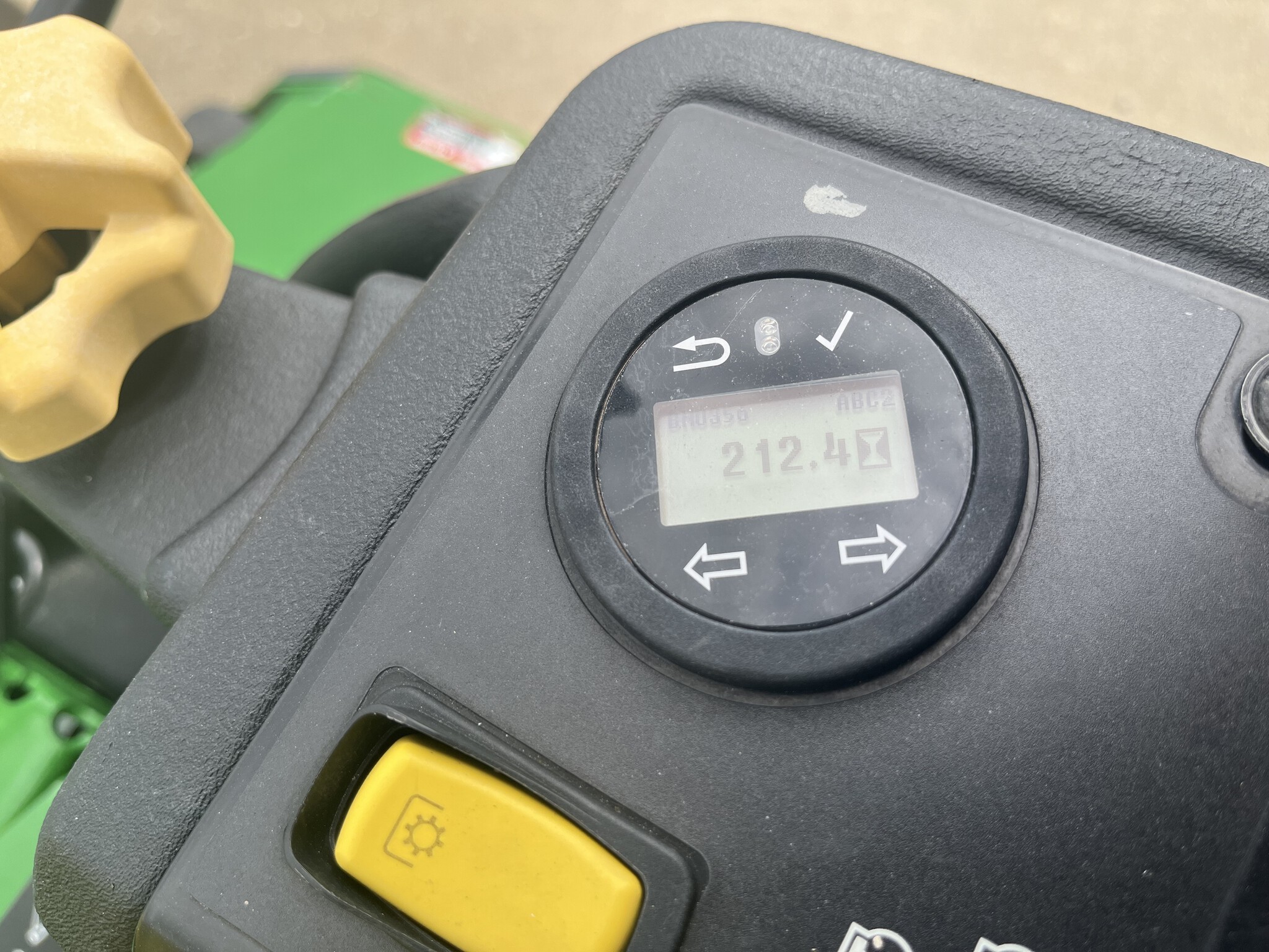 2022 John Deere Z997R Image 7
