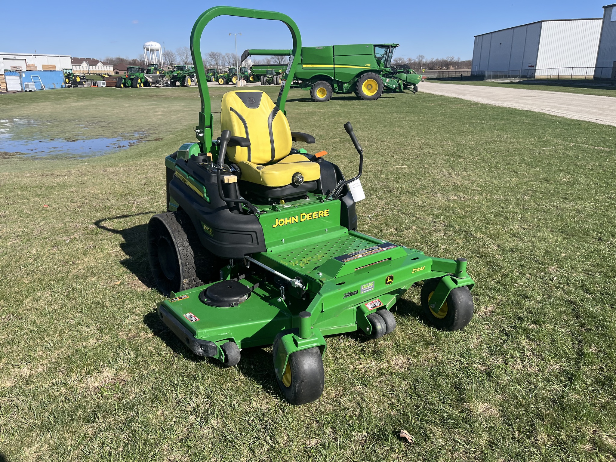 2022 John Deere Z997R Image 4