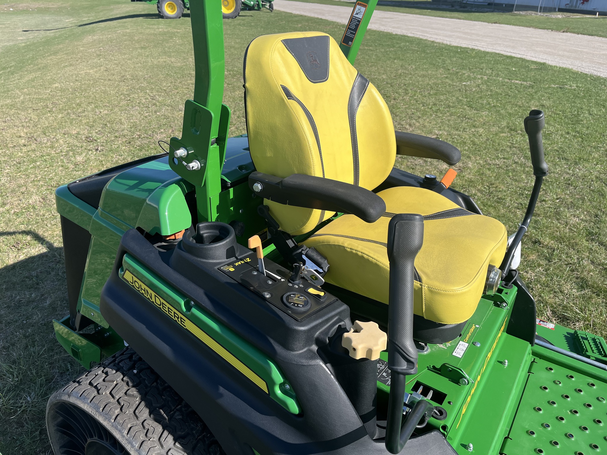 2022 John Deere Z997R Image 14