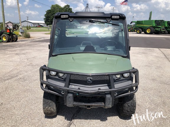 Photo of 2021 John Deere XUV 835M