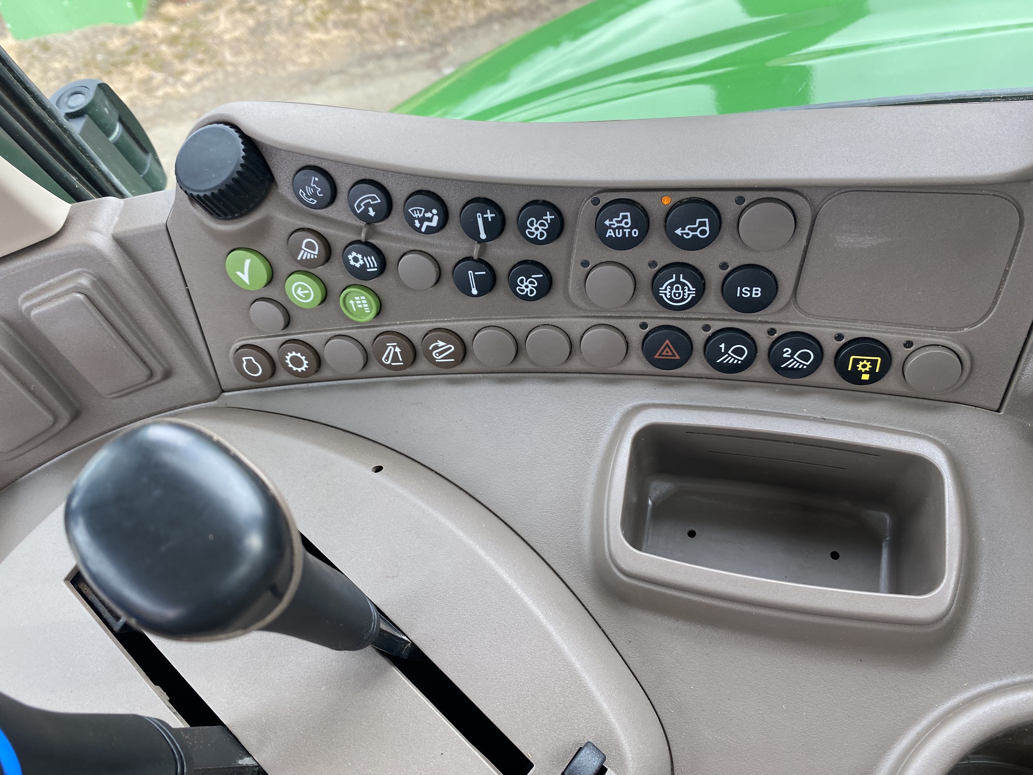2024 John Deere 6110M Image 10
