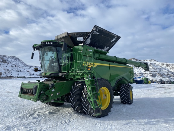 2024 John Deere X9 1100