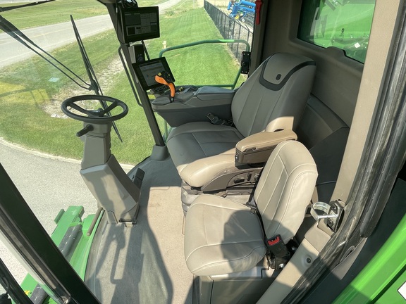2024 John Deere X9 1100