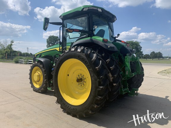 Photo of 2024 John Deere 8R 230