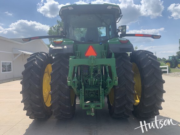 Photo of 2024 John Deere 8R 230