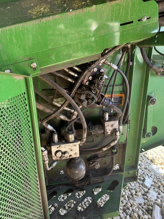 2015 John-Deere S660