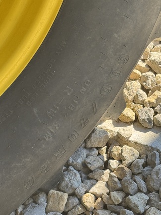 2015 John-Deere S660