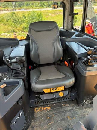 2025 John Deere 1050 P