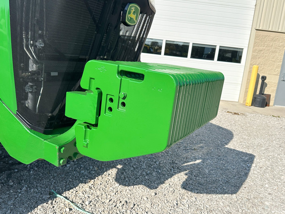 2024 John-Deere 8R 370