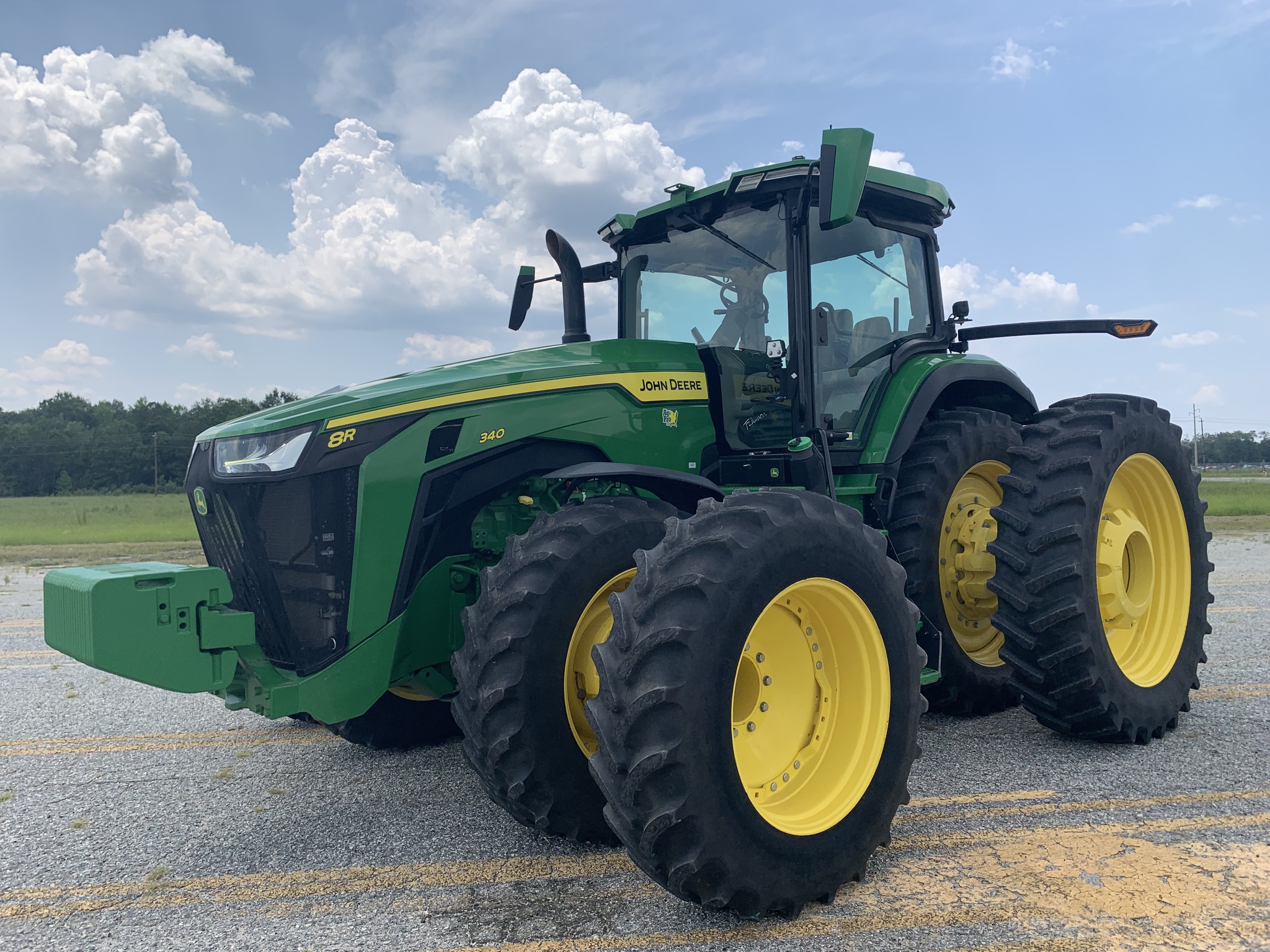 2023 John Deere 8R 340 Image 1