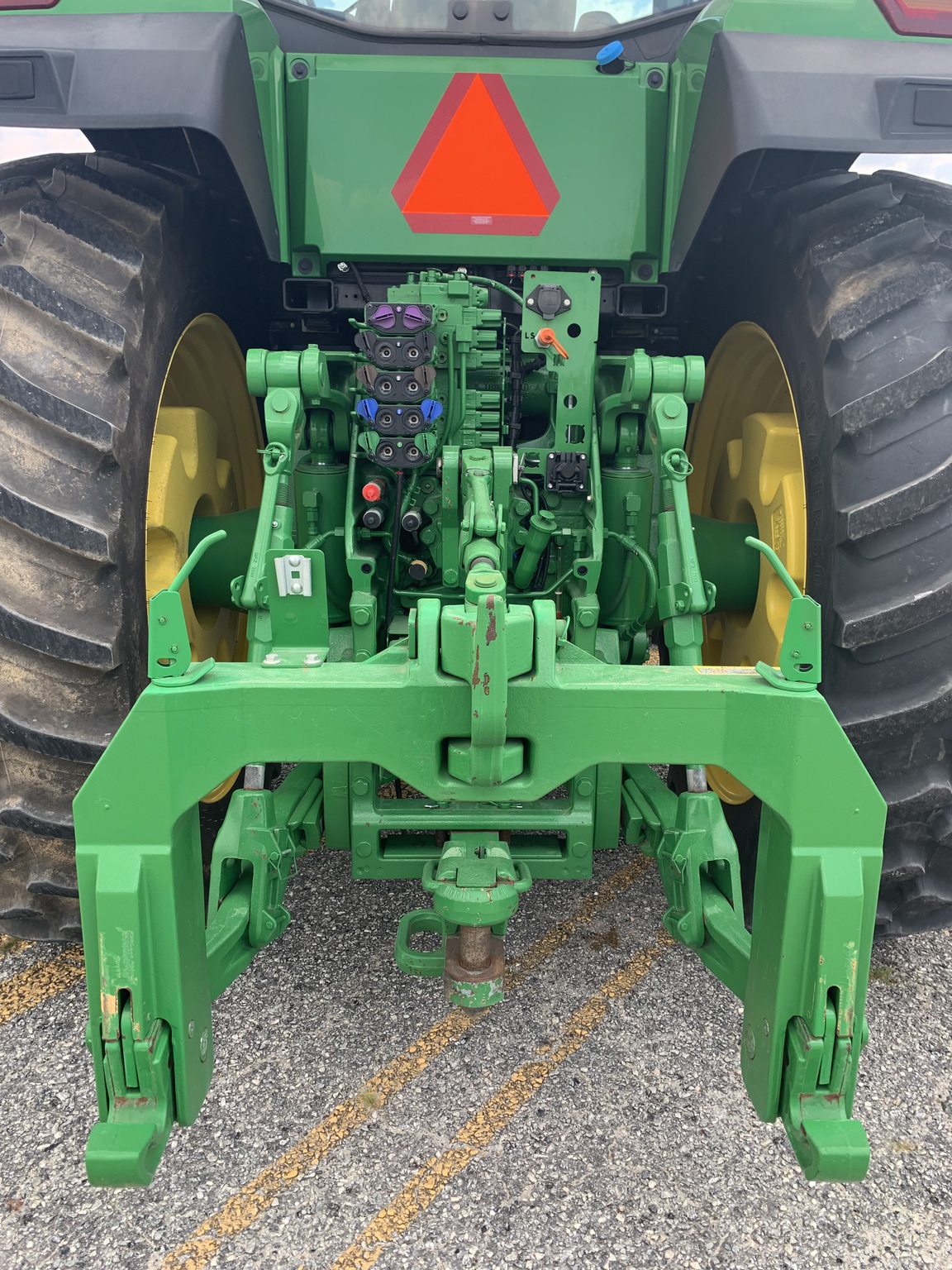 2023 John Deere 8R 340 Image 6