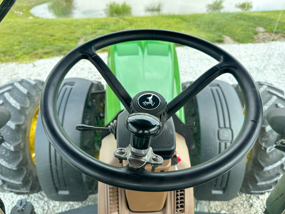 2008 John-Deere 8530