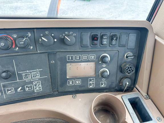 2008 John-Deere 8530
