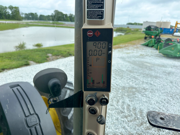 2008 John-Deere 8530