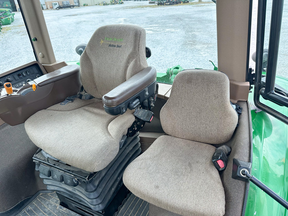 2008 John-Deere 8530