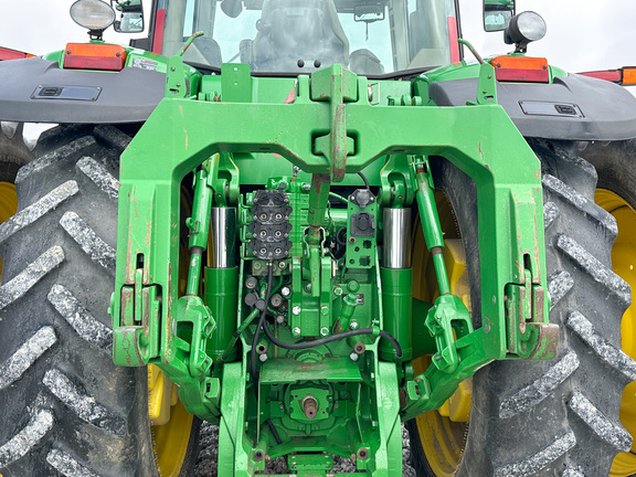 2008 John-Deere 8530