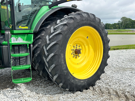 2008 John-Deere 8530