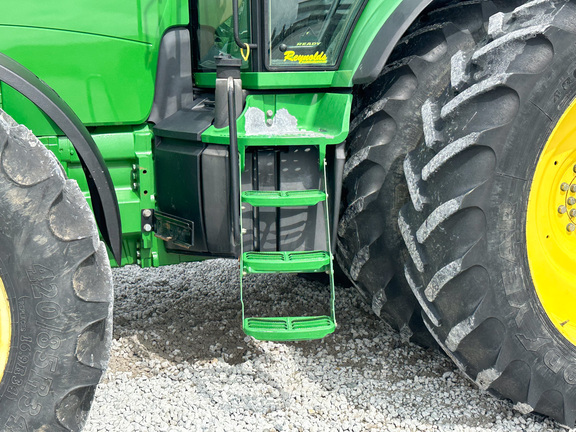2008 John-Deere 8530