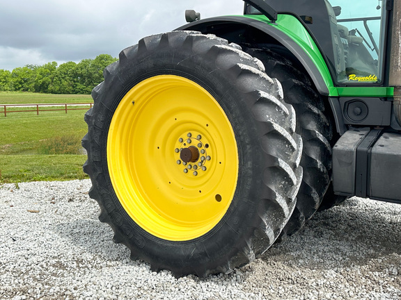 2008 John-Deere 8530