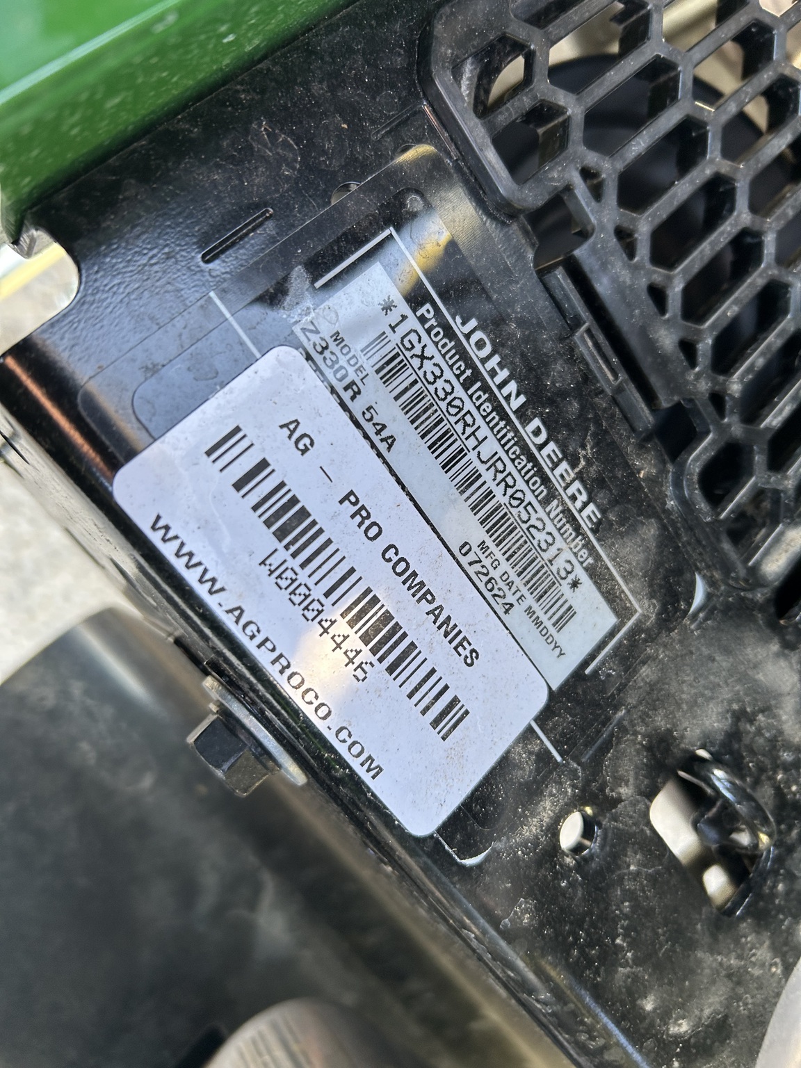 2024 John Deere Z330R Image 14
