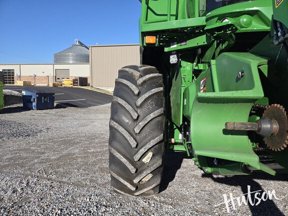 Photo of 2024 John Deere S780