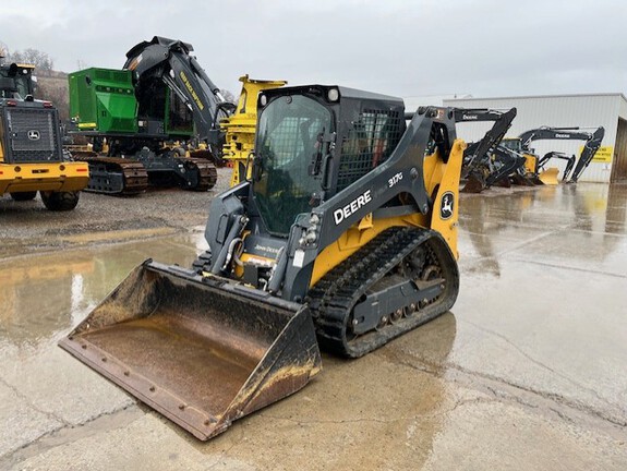 Photo of a 2023 John Deere 317G