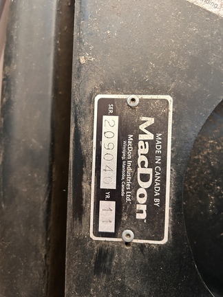 Used 2011 MacDon FD70-40 Combine Platforms at Horizon Ag & Turf in Lloydminster, AB - Photo18