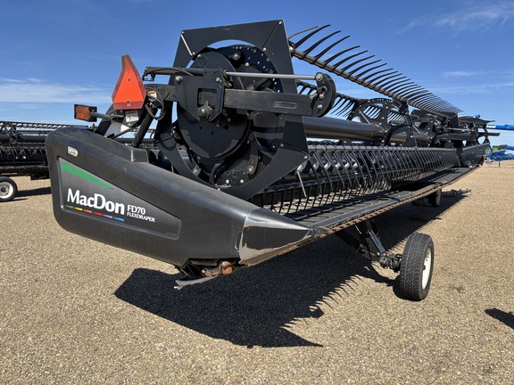 Used 2011 MacDon FD70-40 Combine Platforms at Horizon Ag & Turf in Lloydminster, AB - Photo12