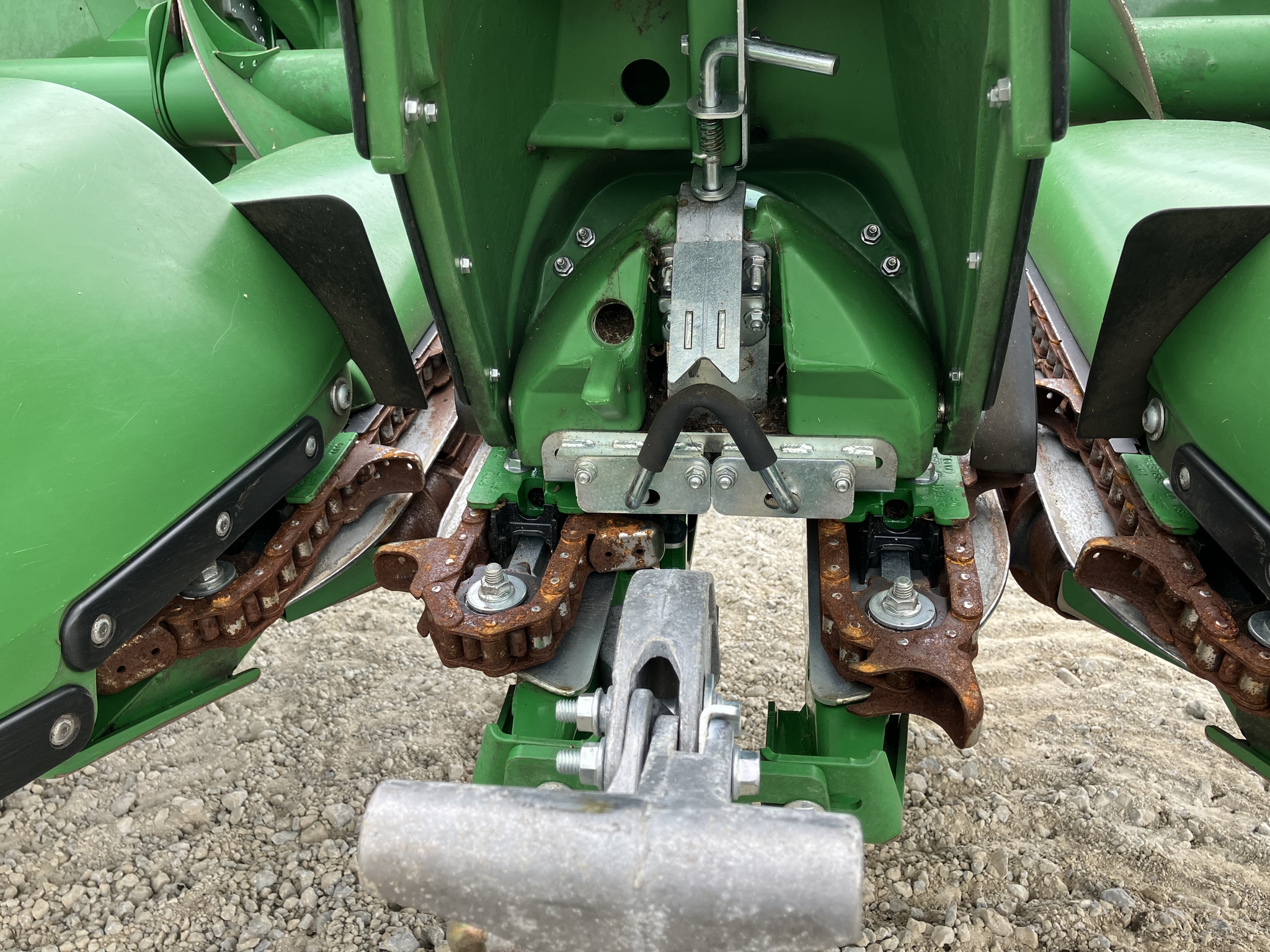 2024 John Deere C18F Image 7