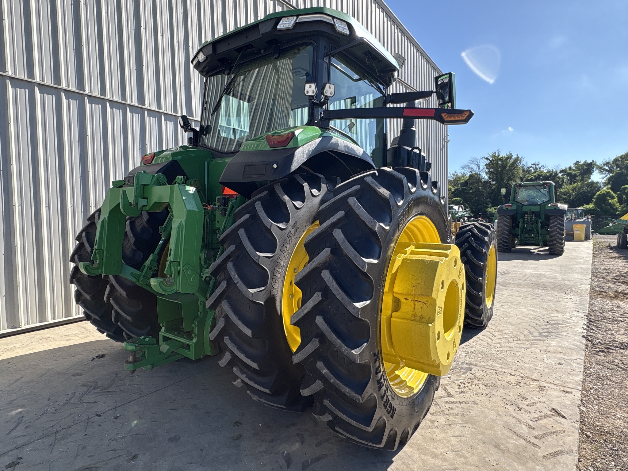 2021 John Deere 8R 370 Image 12