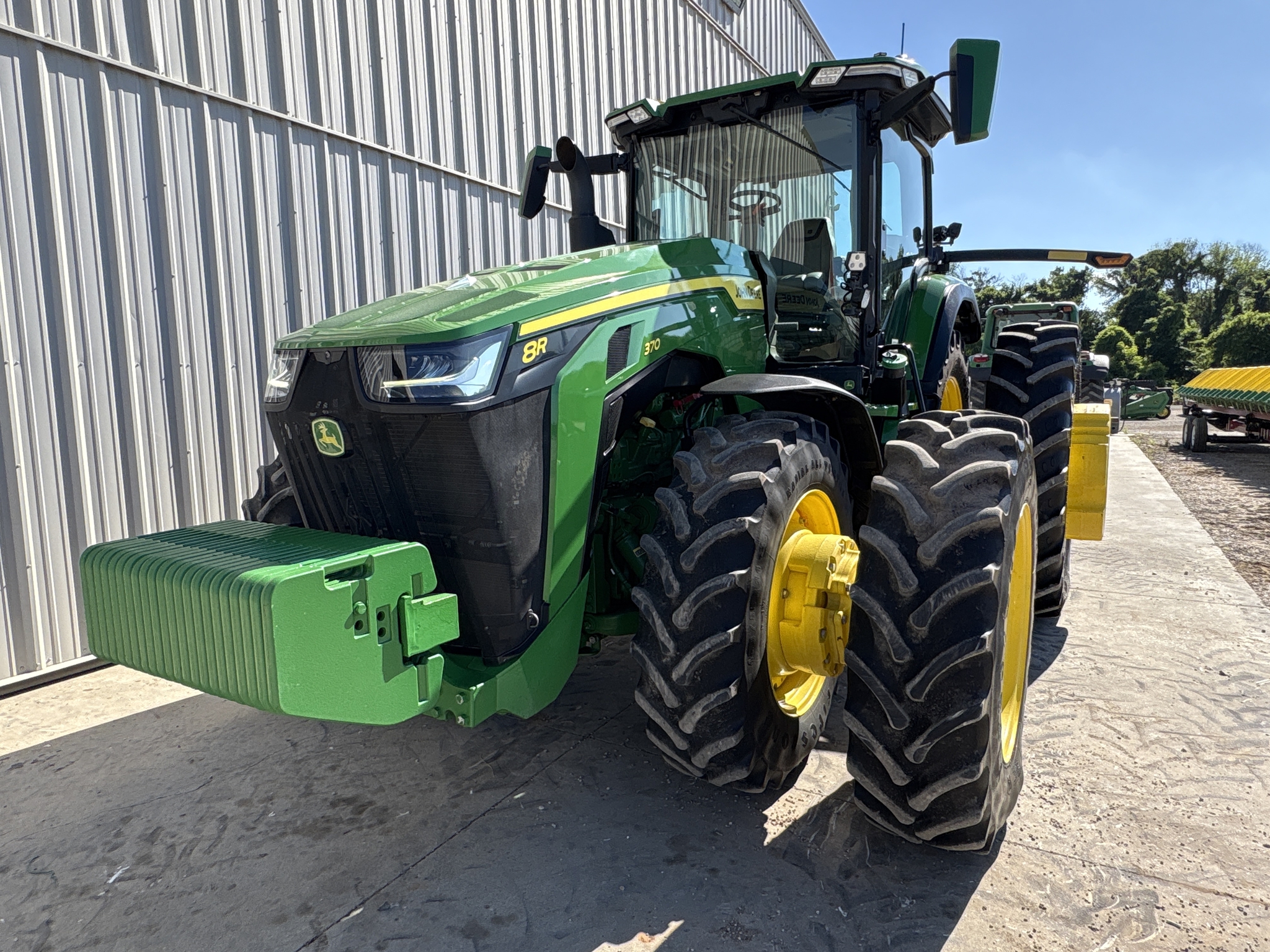 2021 John Deere 8R 370 Image 4