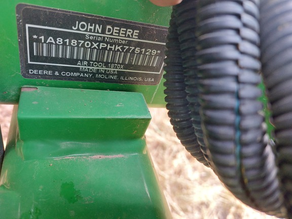 Used 2018 John Deere 1870 Air Drills and Seeders at Horizon Ag & Turf in St. Paul, AB - Photo22