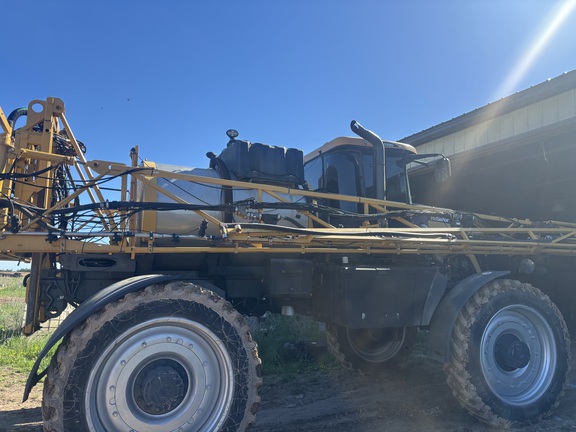 Photo of 2013 RoGator RG1100