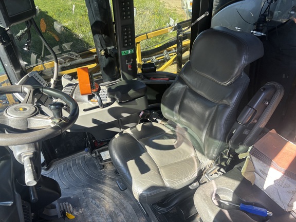 Photo of 2013 RoGator RG1100