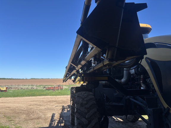Photo of 2013 RoGator RG1100