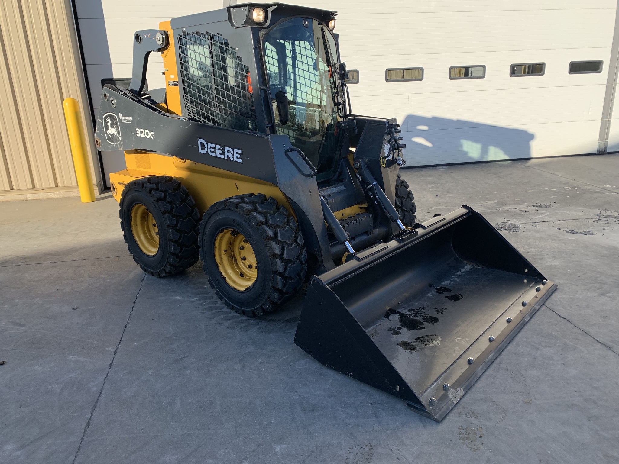 2023 John Deere 320G Image 1