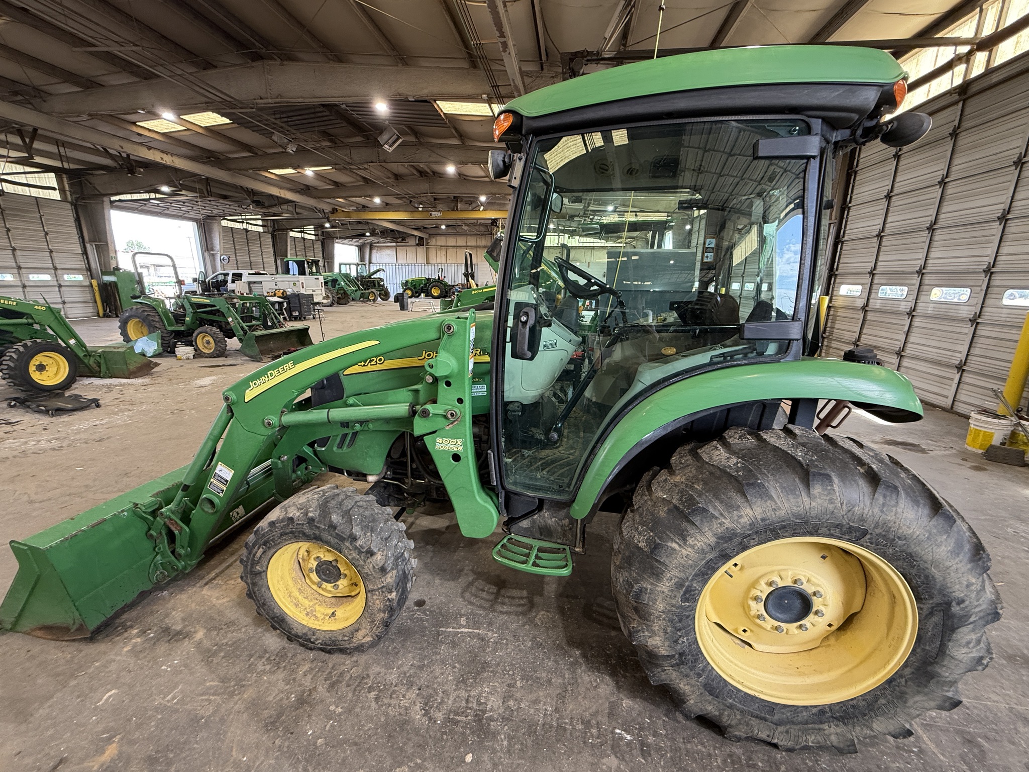 2008 John Deere 4720 Image 2