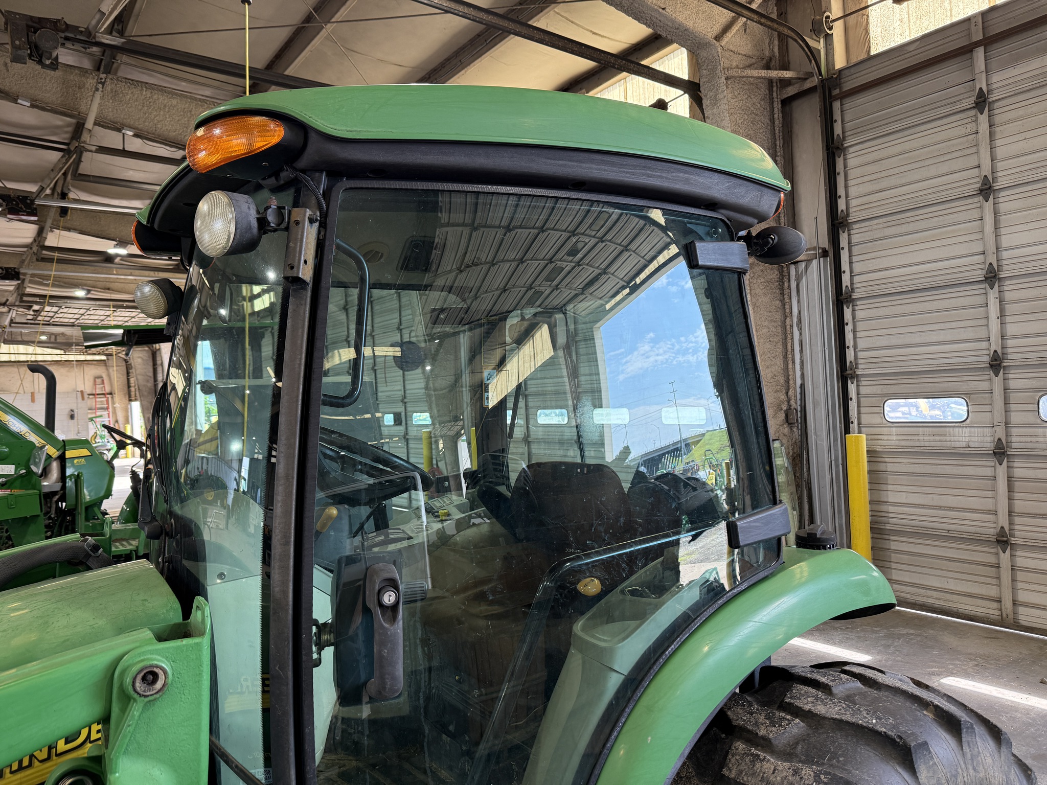 2008 John Deere 4720 Image 11