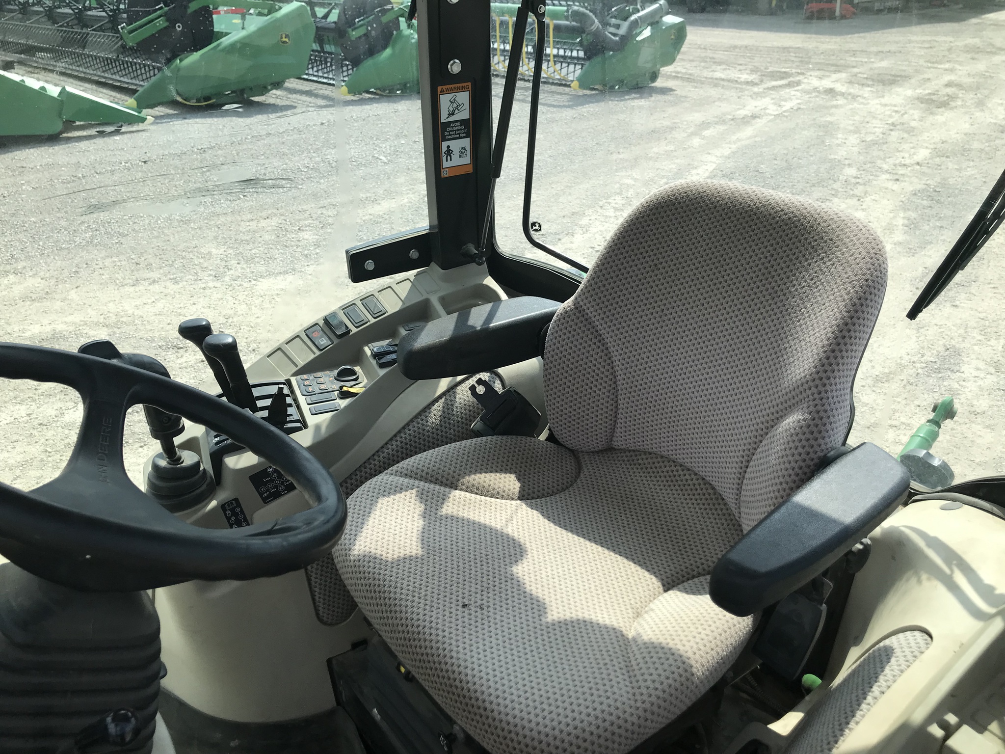 2021 John Deere 4066R Image 13