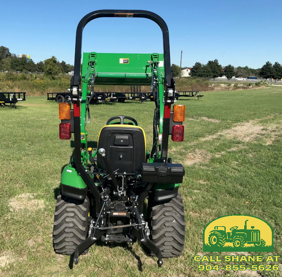 2025 John Deere 1023E Image 3