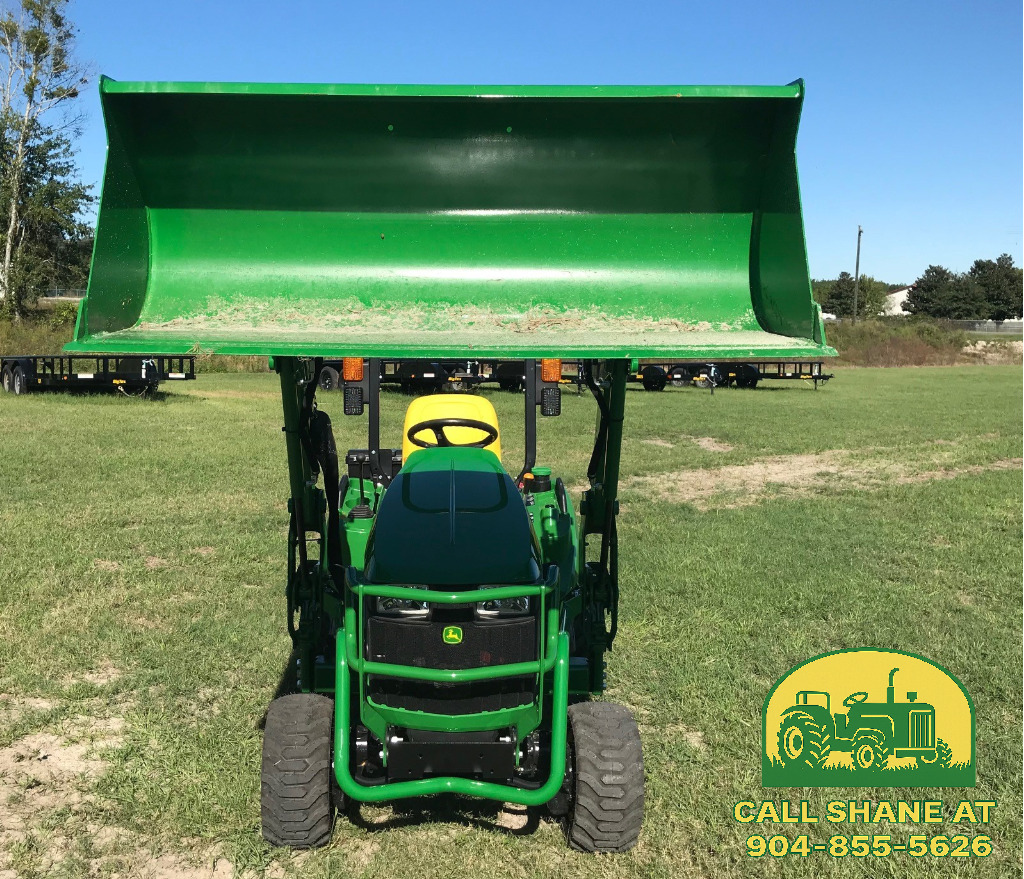 2025 John Deere 1023E Image 6