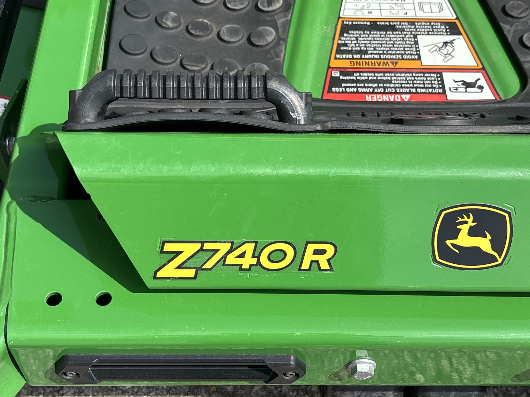 2023 John Deere Z740R Image 13