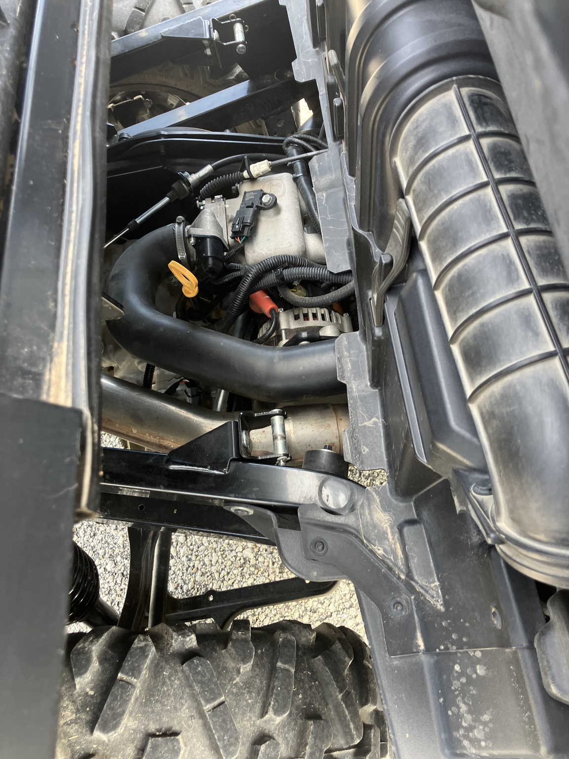 2018 John Deere XUV 590M Image 5