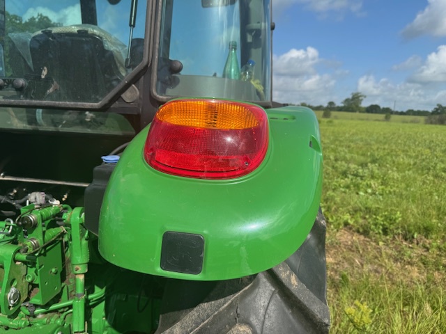 2022 John Deere 5075E Image 25