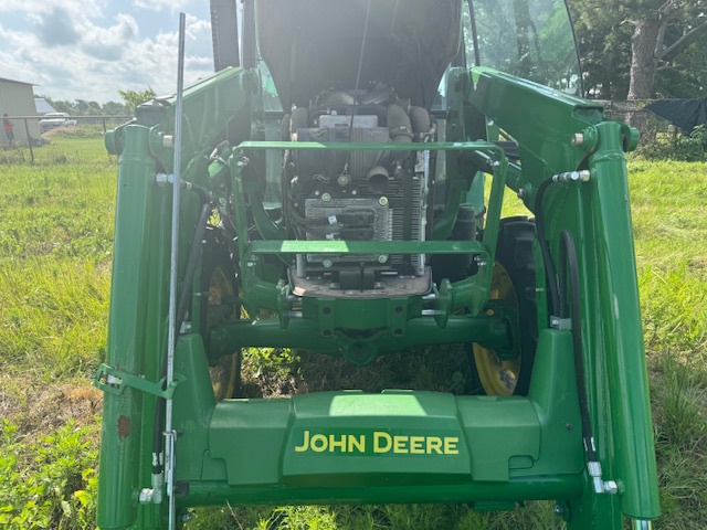 2022 John Deere 5075E Image 14