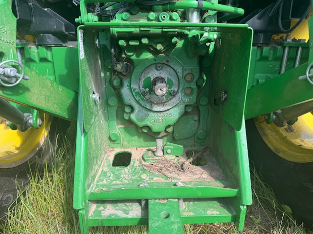 2022 John Deere 5075E Image 22